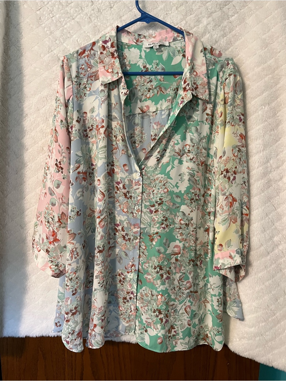 Rose & Olive Pastel Floral Button-Down Blouse - Mint, Pink & Cream